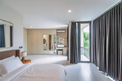 4 bedrooms Villa in Canggu, Badung, Indonesia No. 10570 18