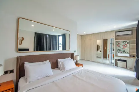 4 bedrooms Villa in Canggu, Badung, Indonesia No. 10570 17