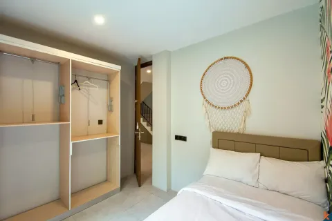 4 bedrooms Villa in Canggu, Badung, Indonesia No. 10570 9