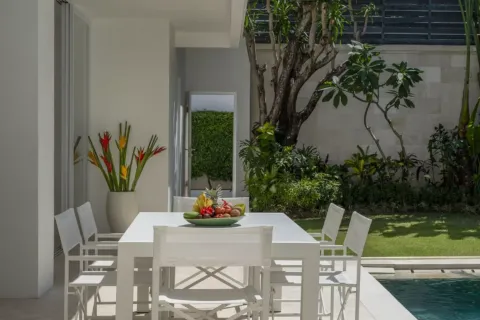4 bedrooms Villa in Kuta, Badung, Indonesia No. 10573 17