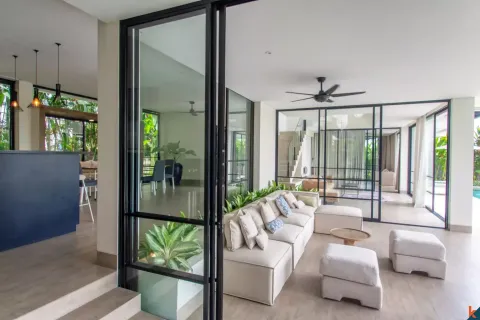 4 bedrooms Villa in Tumbak Bayuh, Mengwi, Badung, Indonesia No. 10571 9