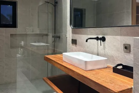 4 bedrooms Villa in Tibubeneng, Badung, Indonesia No. 10574 19