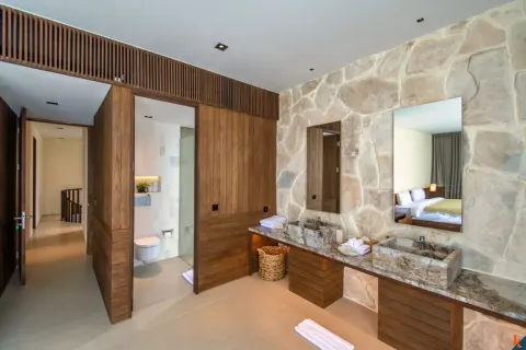 3 bedrooms Villa in Tumbak Bayuh, Mengwi, Badung, Indonesia No. 10572 19