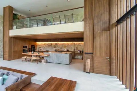 3 bedrooms Villa in Tumbak Bayuh, Mengwi, Badung, Indonesia No. 10572 6