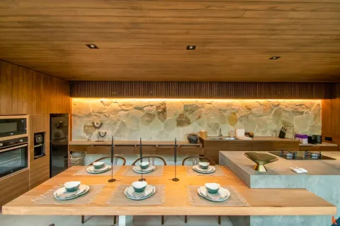 3 bedrooms Villa in Tumbak Bayuh, Mengwi, Badung, Indonesia No. 10572 8
