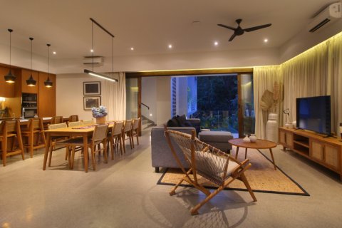 4 bedrooms Villa in Tibubeneng, Badung, Indonesia No. 10576 11