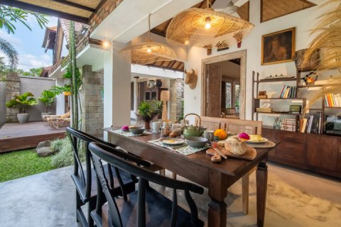 2 bedrooms Villa in Ubud, Gianyar, Indonesia No. 8819 8