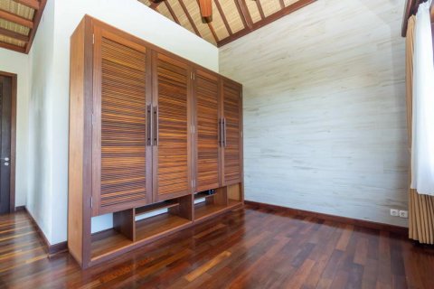 4 bedrooms Villa in South Kuta, Badung, Indonesia No. 7760 15