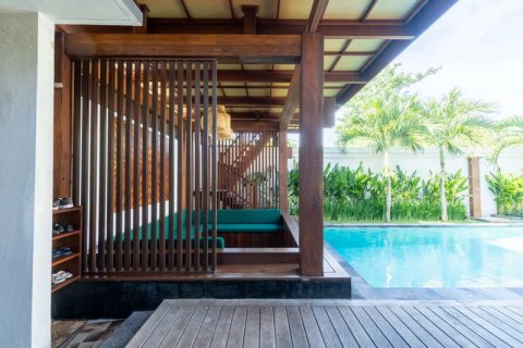 4 bedrooms Villa in South Kuta, Badung, Indonesia No. 7760 5