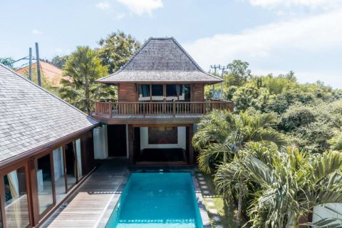 4 bedrooms Villa in South Kuta, Badung, Indonesia No. 7760 16