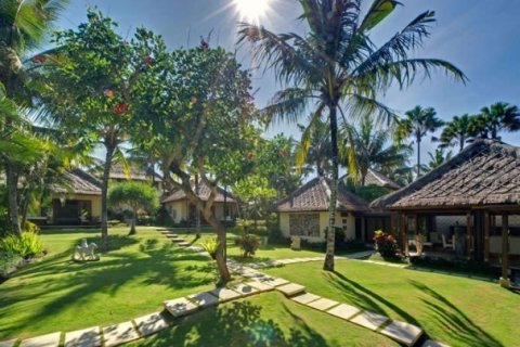 Вилла с 4 спальнями в Canggu, Бадунг, Индонезия № 808 2