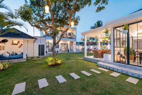 Вилла с 5 спальнями в Seminyak, Бадунг, Индонезия № 810 3