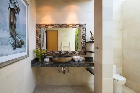 3 bedrooms Villa in Seminyak, Badung, Indonesia No. 1406 11