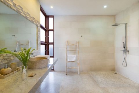 3 bedrooms Villa in Seminyak, Badung, Indonesia No. 1406 10