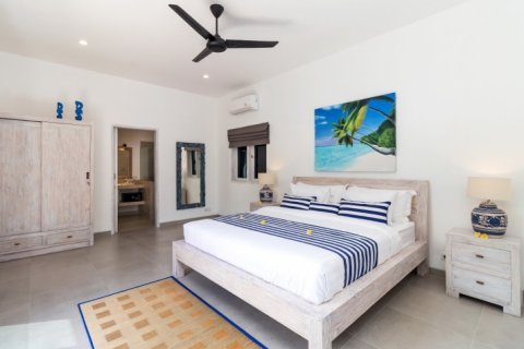 Вилла с 3 спальнями в Seminyak, Бадунг, Индонезия № 1407 7
