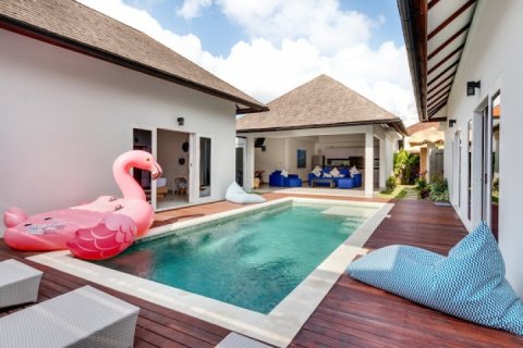 Вилла с 3 спальнями в Seminyak, Бадунг, Индонезия № 1407 2