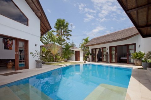 Вилла с 2 спальнями в Seminyak, Бадунг, Индонезия № 1408 4