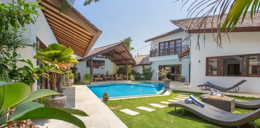 Вилла с 2 спальнями в Seminyak, Бадунг, Индонезия № 1408