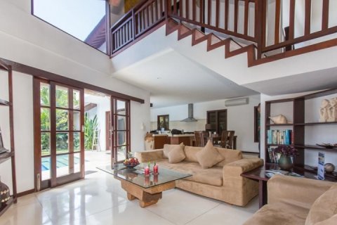 Вилла с 2 спальнями в Seminyak, Бадунг, Индонезия № 1408 7