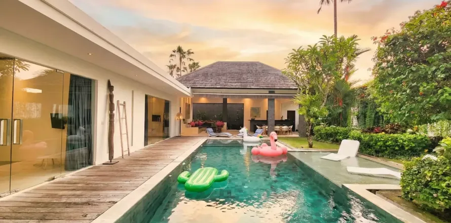 Вилла с 3 спальнями в Seminyak, Бадунг, Индонезия № 10379