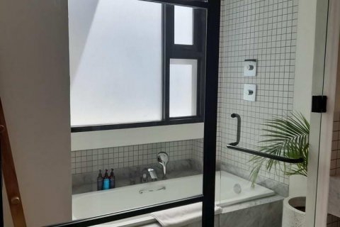 4 bedrooms Villa in Canggu, Badung, Indonesia No. 151 23