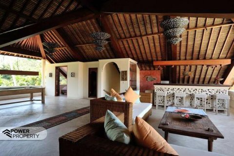 4 bedrooms Villa in Tabanan, Indonesia No. 8642 3