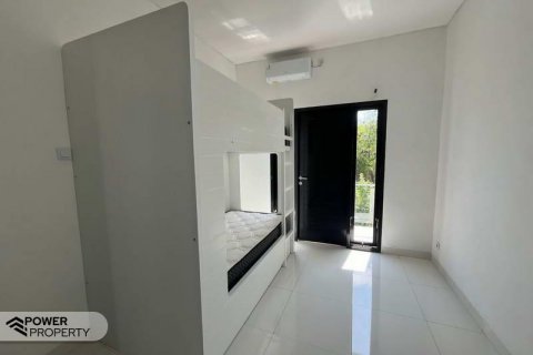 Вилла с 3 спальнями в Nusa Dua, Бадунг, Индонезия № 8644 7