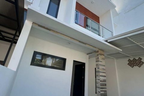 Вилла с 3 спальнями в Nusa Dua, Бадунг, Индонезия № 8644 10