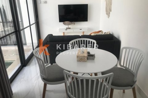 2 bedrooms Villa in Seminyak, Badung, Indonesia No. 13007 5
