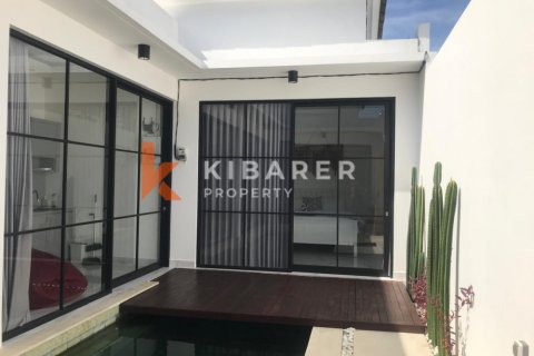 2 bedrooms Villa in Seminyak, Badung, Indonesia No. 13007 2