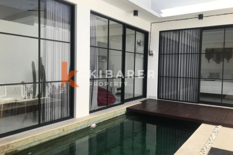 2 bedrooms Villa in Seminyak, Badung, Indonesia No. 13007