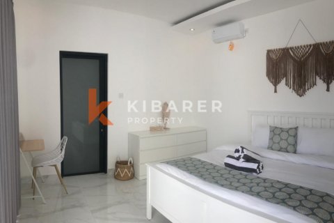 2 bedrooms Villa in Seminyak, Badung, Indonesia No. 13007 8
