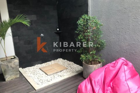 2 bedrooms Villa in Kerobokan, Badung, Indonesia No. 13008 4