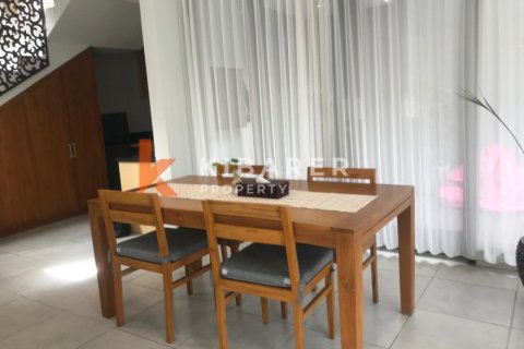 2 bedrooms Villa in Kerobokan, Badung, Indonesia No. 13008 11