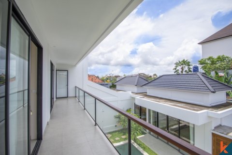 Вилла с 6 спальнями в Легиан, Kuta, Бадунг, Индонезия № 11108 8
