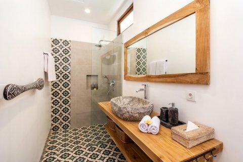 2 bedrooms Villa in Seminyak, Badung, Indonesia No. 1525 12