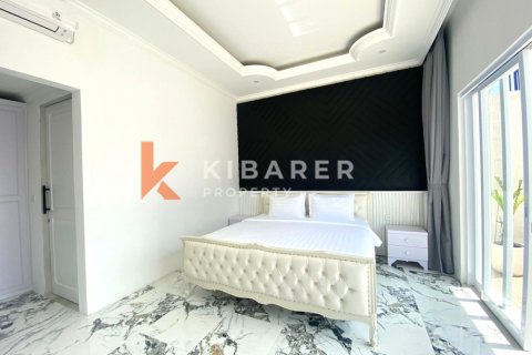 3 bedrooms Villa in Ungasan, Badung, Indonesia No. 12863 16