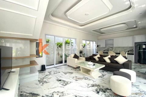 3 bedrooms Villa in Ungasan, Badung, Indonesia No. 12863 7