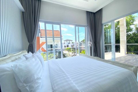 3 bedrooms Villa in Ungasan, Badung, Indonesia No. 12863 14