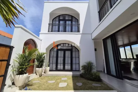3 bedrooms Villa in Denpasar, Indonesia No. 12549