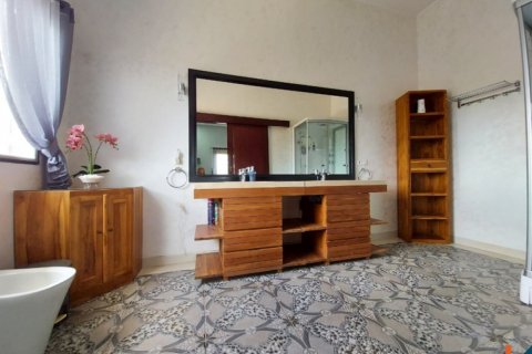 4 bedrooms Villa in South Kuta, Badung, Indonesia No. 11602 25