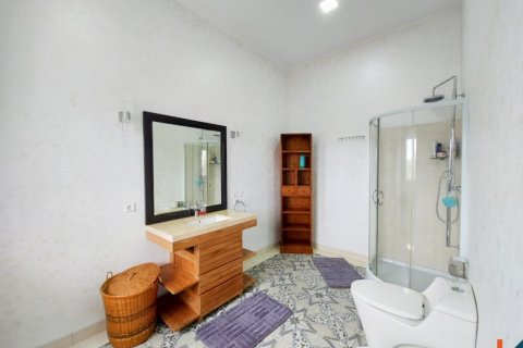 4 bedrooms Villa in South Kuta, Badung, Indonesia No. 11602 26
