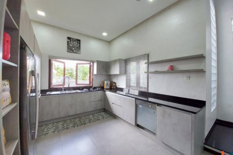 4 bedrooms Villa in South Kuta, Badung, Indonesia No. 11602 17
