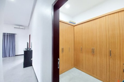 4 bedrooms Villa in South Kuta, Badung, Indonesia No. 11602 10