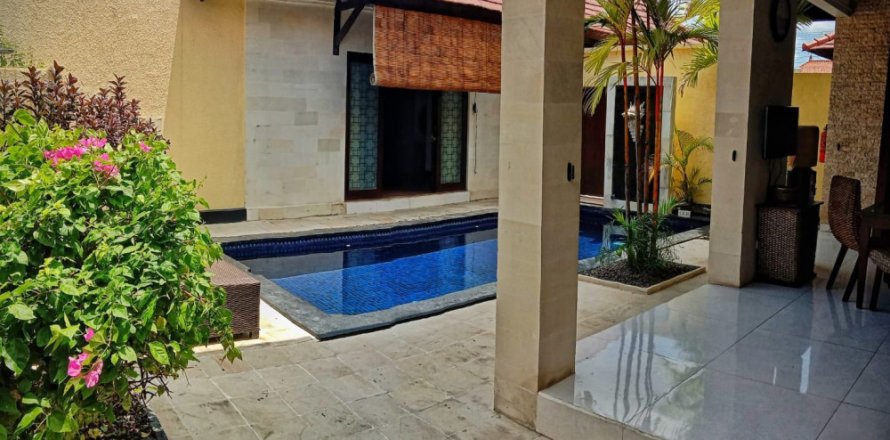 6 bedrooms Villa in Legian, Kuta, Badung, Indonesia No. 10514