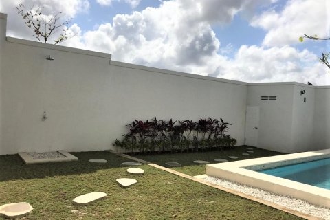 Вилла с 2 спальнями в Canggu, Бадунг, Индонезия № 11962 3
