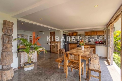 3 bedrooms Villa in Kuta, Badung, Indonesia No. 11961 4