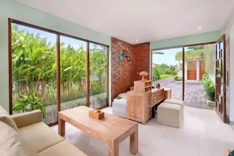 3 bedrooms Villa in Tibubeneng, Badung, Indonesia No. 11624 3