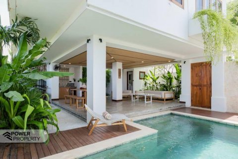 3 bedrooms Villa in South Kuta, Badung, Indonesia No. 9051 8