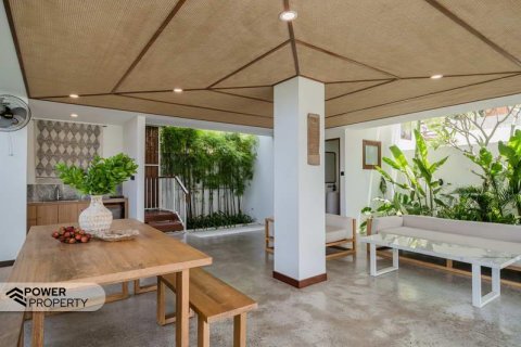 3 bedrooms Villa in South Kuta, Badung, Indonesia No. 9051 9
